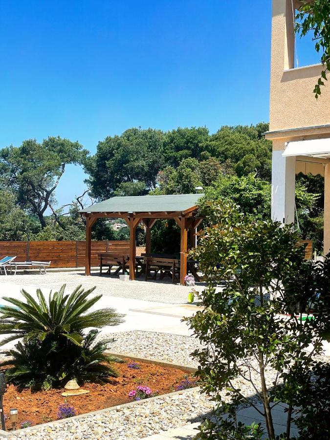 Apartments Borghetto Vinkuran Kültér fotó