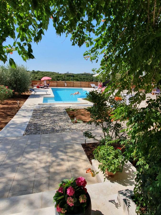 Apartments Borghetto Vinkuran Kültér fotó