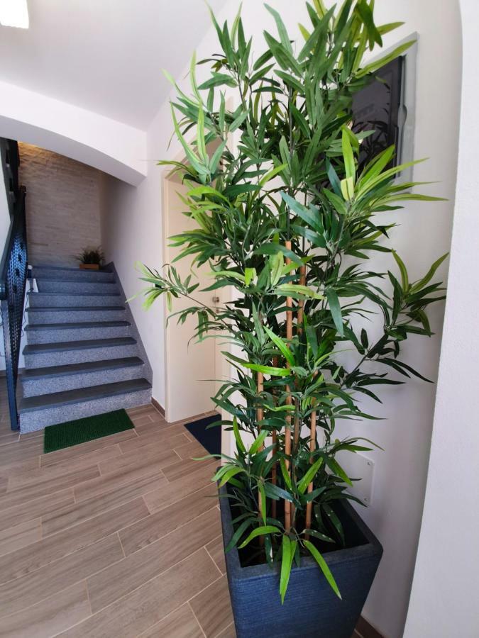Apartments Borghetto Vinkuran Kültér fotó